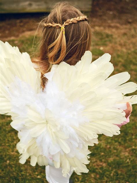 How To Make Feathered Angel Or Fairy Wings Hgtv