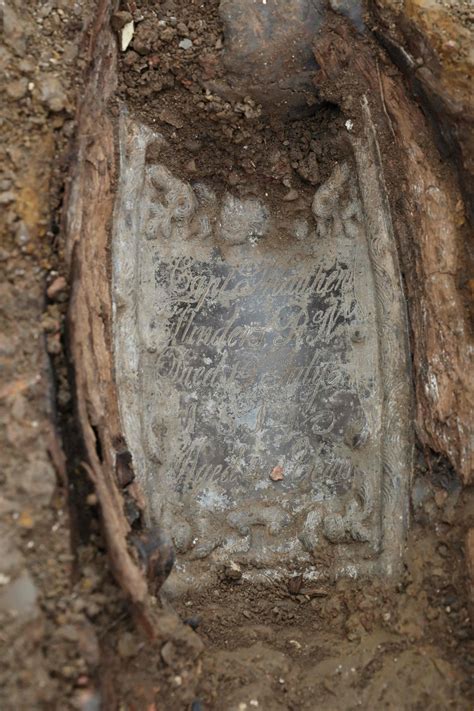 Matthew Flinders Grave Australia Explorers Remains