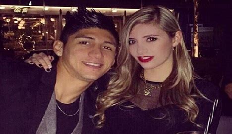 Pulido, 25, appeared with a bandaged hand and told reporters he was very. WAGs and Sport Beauties: Ileana Salas WAG - Alan Pulido's ...