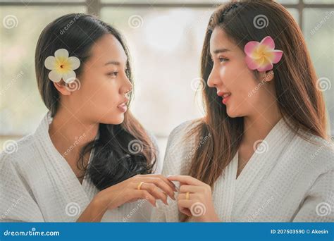 Lgbtq Lesbian Couple Having Romantic Moment Relaxing Together In Spa