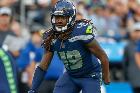 Shaquem Griffin Starts For Seahawks In His 1st Nfl Game Thats Awesome