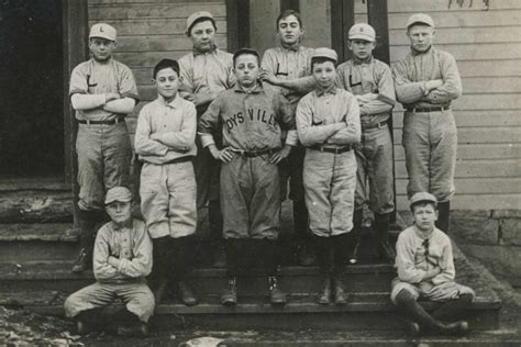 These Vintage Photos Of Baseball Teams Will Make You Want To Play Ball