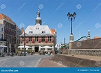 Cervejaria Situada Na Construção Medieval Holandesa Velha, Vlissingen ...