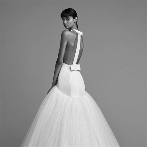 12 Sexy Wedding Dresses For The Bold Bride
