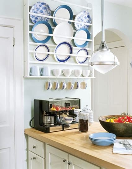 Los platos de diseño dan personalidad al hogar, hace que sea único y original. Decorar la cocina con platos - Decoración de Interiores y ...