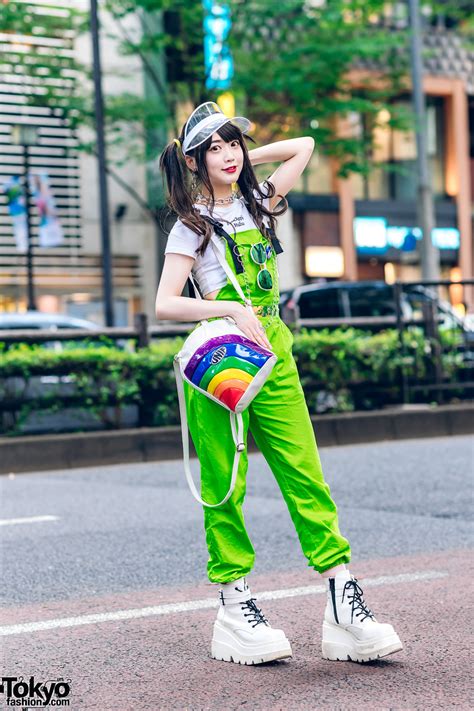 Japanese Pop Idol In Harajuku W Twin Tails Clear Visor Rose Apple