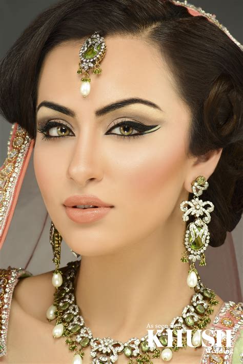 Her work has graced the pages of magnolia rouge, style me pretty. Gorgeous traditional asian bride by Foqiya Fox W ...