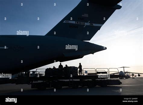 Tunner 60k Aircraft Cargo Loader Hi Res Stock Photography And Images