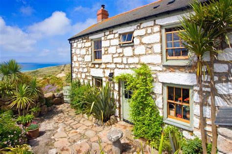 Whitebreakers Charming Cornish Cottage By The Beach With Lush Garden