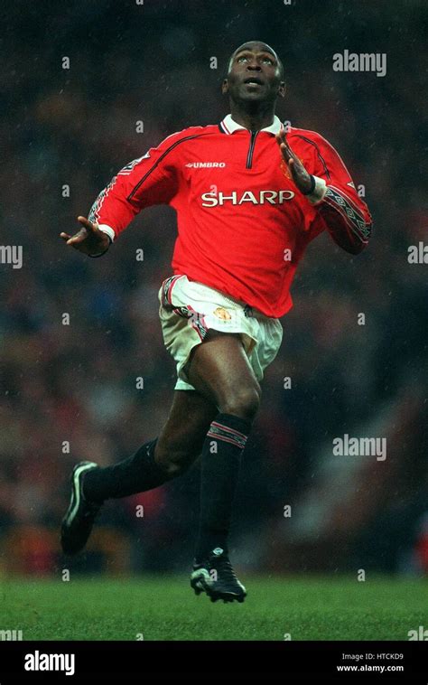 Andy Cole 1999 Hi Res Stock Photography And Images Alamy