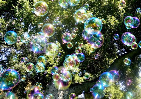49 Moving Bubbles Wallpaper