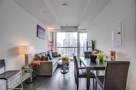 Toronto Room Rental In Core Downtown Short Term Rentals Tirbnb