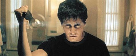Donnie darko features an endless slew of young talent that would burst onto the movie scene after 2001. Donnie Darko: The Director's Cut movie review (2004 ...