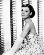Audrey Hepburn photo gallery - high quality pics of Audrey Hepburn ...