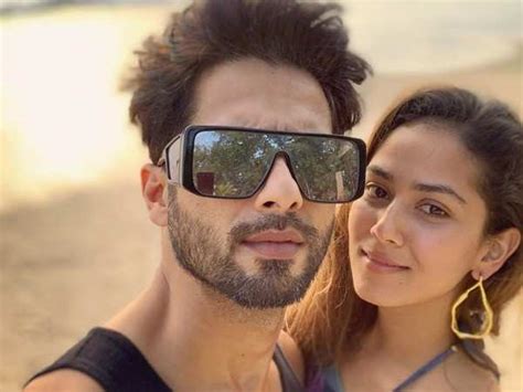 Shahid Kapoor And Mira Kapoors Vacation Selfie Is All Things Love