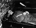 [Photo] The body of Alfred Jodl after being hanged, Nuremberg, Germany ...