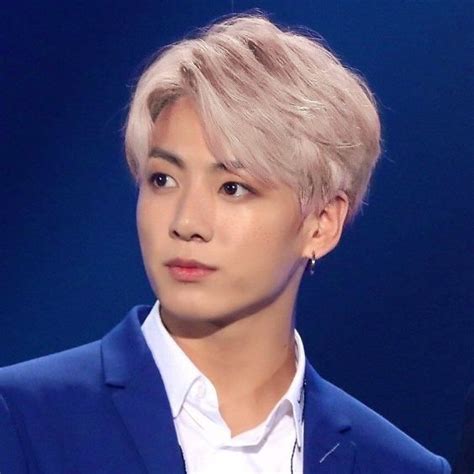 Bts Jungkook Takes Down The Internet As He Posts His Brand New Blonde