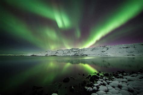 Aurora Borealis Reflection Lake Photograph By Gummio Gudmundur