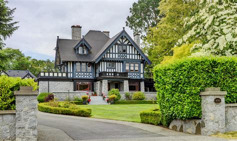 2 Million Heritage Mansion In Victoria Shows Striking Contrast In Real