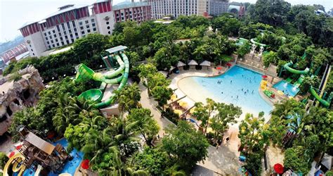 Adventure Cove Waterpark Attraction Resorts World Sentosa