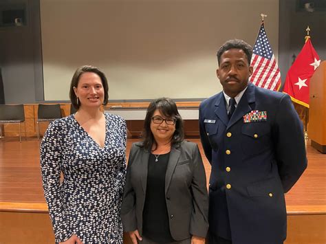 Living Aloha D14 Sexual Assault Response Assault Coordinator Receives Award United States