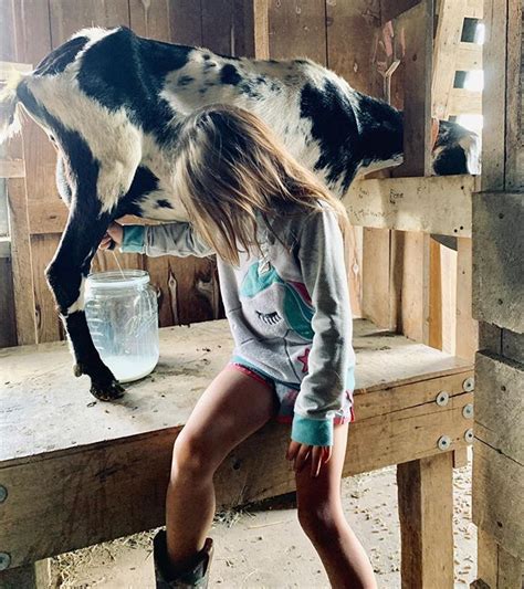 Morning Chores With My Unicorn Cowgirl 🦄 🐐 💕 Morningchores Goatmilk