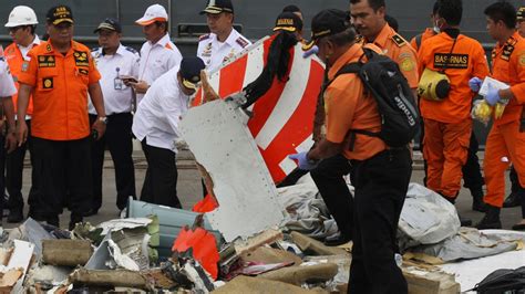 Lion Air Crash Report Points To Boeing Pilots Maintenance Ctv News