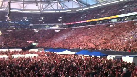 Metallica Veltins Arena Crowd Sings The Memory Remains 02072011