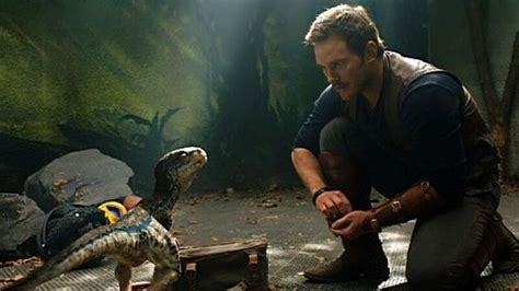 5 Reasons You Know The Love Is Real Between Owen And Blue In ‘jurassic