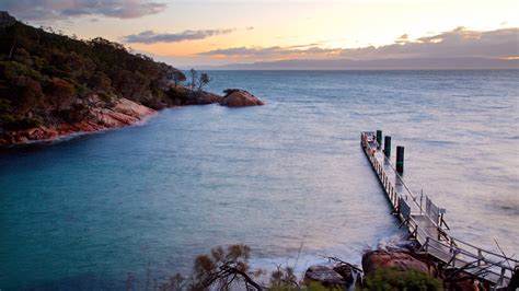 Coles Bay Tas Holiday Accommodation Cabins And More Stayz