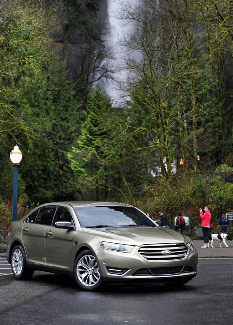 2013 Ford Taurus 342352 Best Quality Free High Resolution Car Images