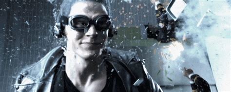 There, evan began taking acting classes and at age 15, he moved with his mother to los angeles in hopes of pursuing a career in the entertainment industry. AwesomeGIFs | Hilarious, Weird and Funny GIFs