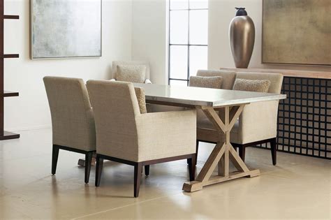 20 Comfortable Dining Room Sets