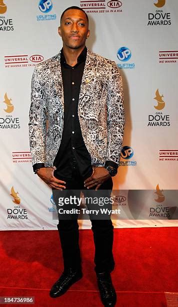 44th Annual Gma Dove Awards Red Carpet Photos And Premium High Res