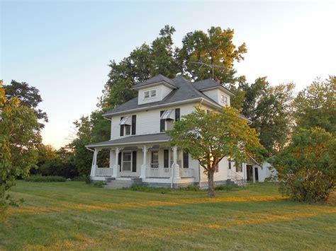 Country Home On 20 Acres For Sale