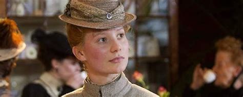 Mia Wasikowska en Madame Bovary Actus Ciné AlloCiné