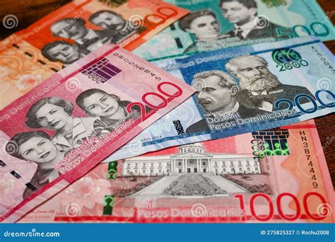 Dominican Republic Money Pesos Currency Various Denominations Close