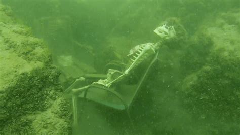 Ariz Sheriff Finds Underwater Fake Skeleton Tea Party The Washington