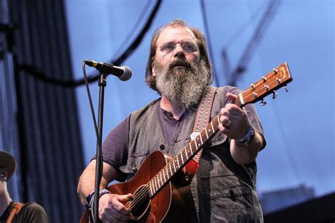 Steve Earle Returns To His Roots With So You Wannabe An Outlaw Here