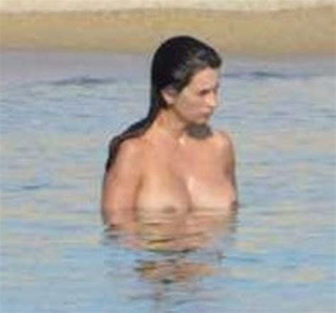 Penelope Cruz Sexy Topless 15 Photos TheFappening