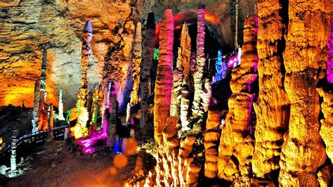 Yellow Dragon Cavehuanglong Cave Zhangjiajie