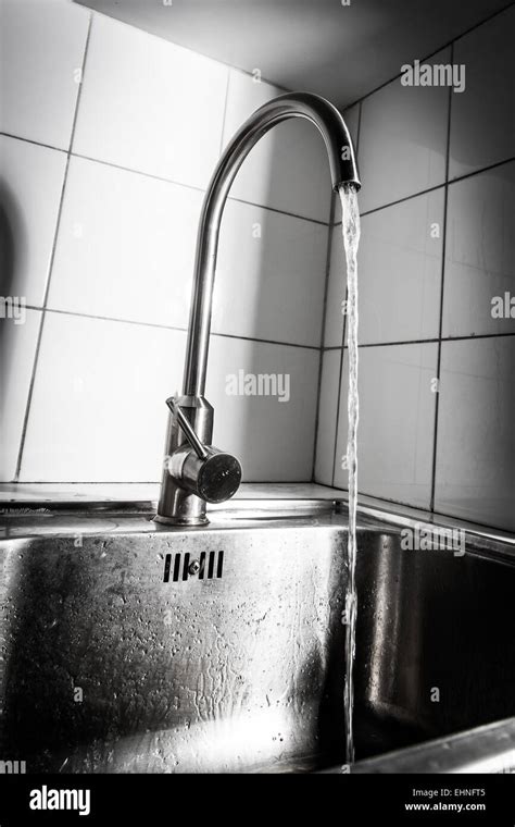 Running Tap Hi Res Stock Photography And Images Alamy