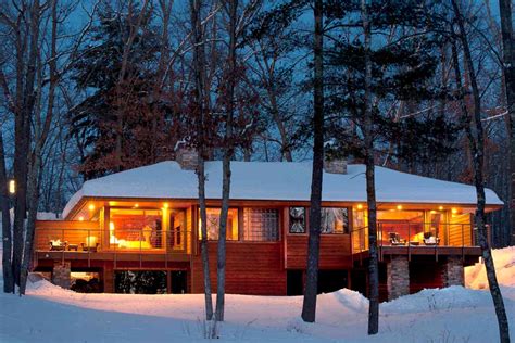 7 Best Winter Lodges In The Us