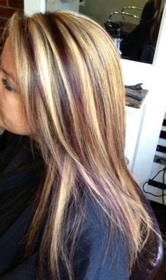 Darker lowlights are swept throughout the more dominating white blonde hair that makes for a delicate but gorgeous color combination. 12 Beautiful Blonde Hairstyles With Red Highlights ...