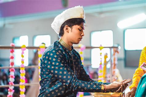 Traditional Indian Male Model Offering Prayers · Free Stock Photo