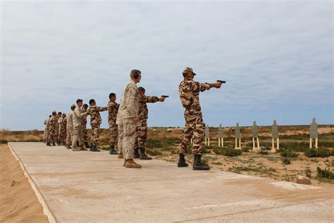 Moroccan And Us Forces Train Side By Side