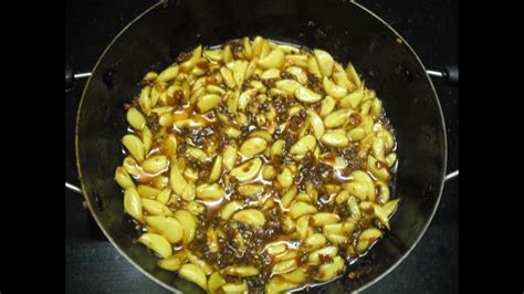 Tastes just like the best asian restaurants! veluthulli achar- Garlic pickle recipe - YouTube
