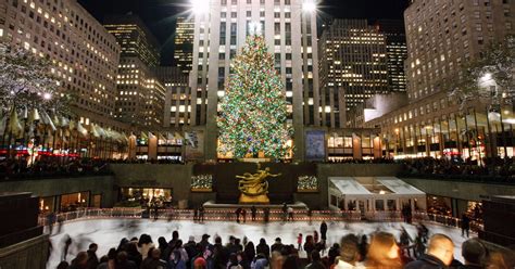 10best Places To See Holiday Lights In Nyc