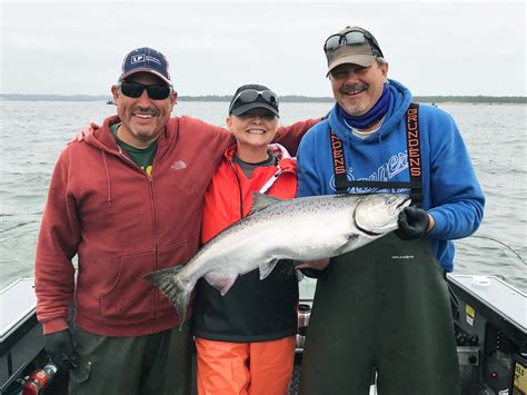 Salmon Fishing On Columbia River The Complete Guide Updated 2023
