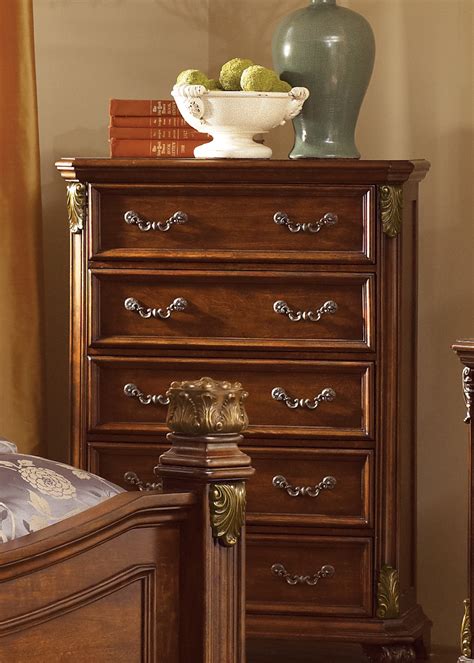 Liberty furniture is a dedicated provider of all wood products including bedroom, dining, entertainment, occasional and home office categories. Liberty Furniture Messina Estates Bedroom Collection